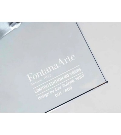 Tavolo con Ruote e Lampada Parola: la Limited Edition di FontanaArte